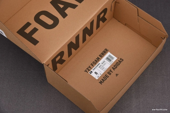MX Clay Cream Yeezy RNNR Adidas GX8774 Foam 0808